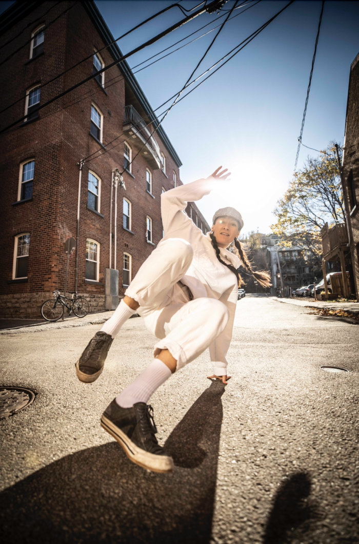 Bgirl Emmanuelle LePhan artiste en danse break
